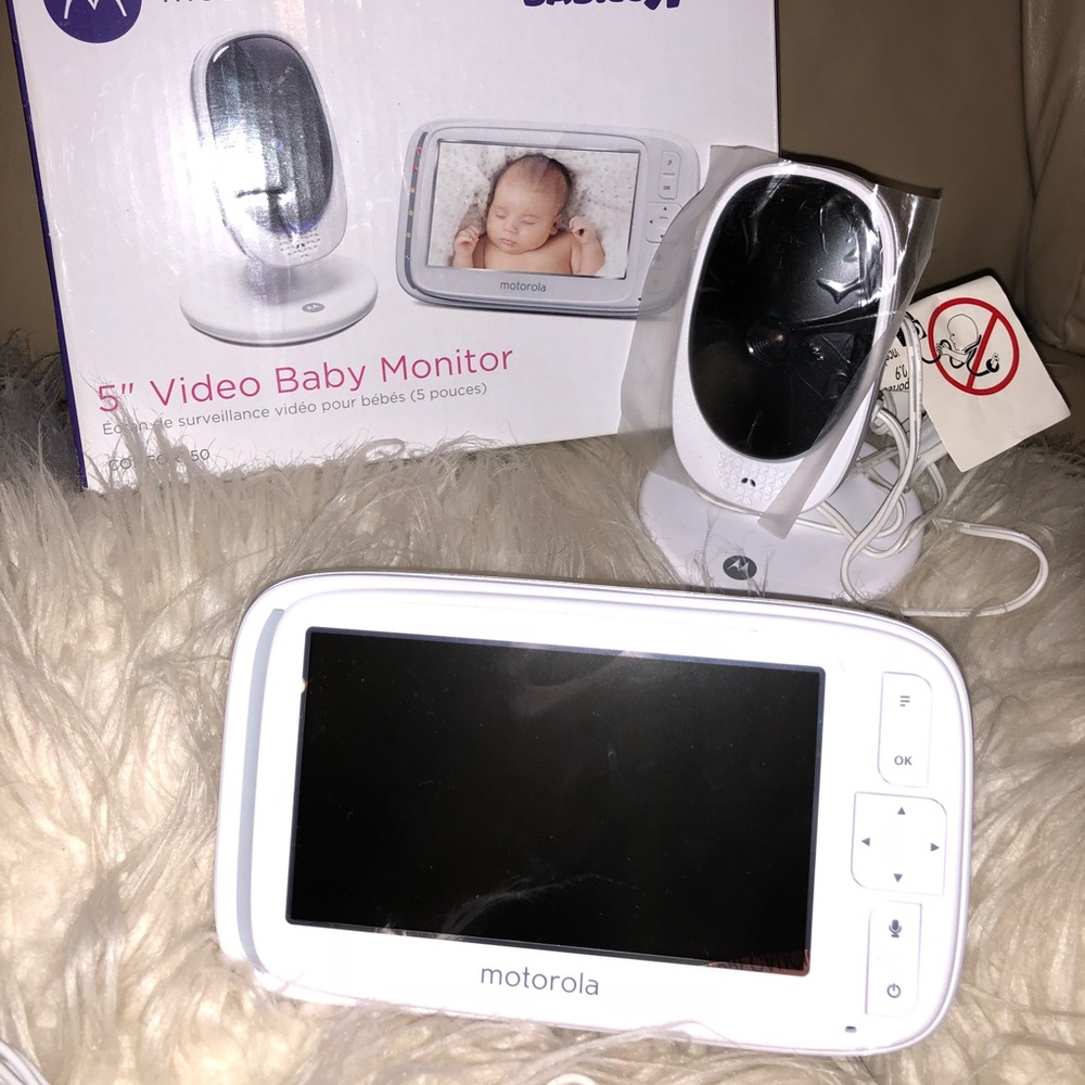 5” Motorola video baby monitor NEW